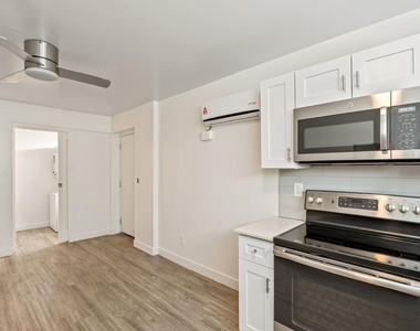 1707 N 18th Street - Photo Thumbnail 8
