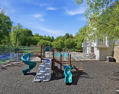 5301 Tudor - Photo Thumbnail 28