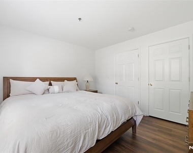 5301 Tudor - Photo Thumbnail 22