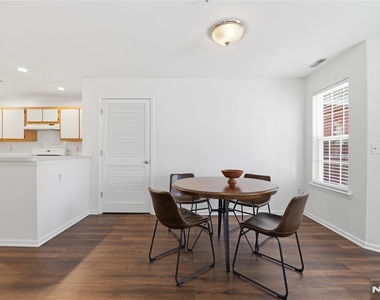 5301 Tudor - Photo Thumbnail 6