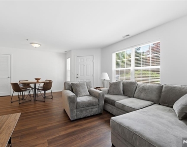 5301 Tudor - Photo Thumbnail 4