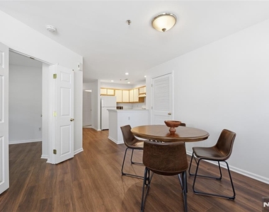 5301 Tudor - Photo Thumbnail 7