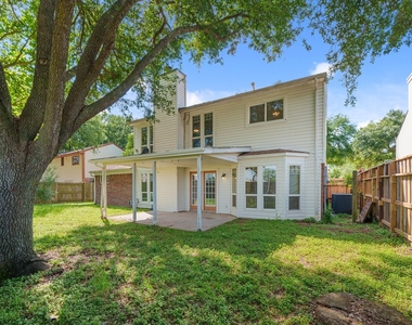 8030 Pine Falls Drive - Photo Thumbnail 15