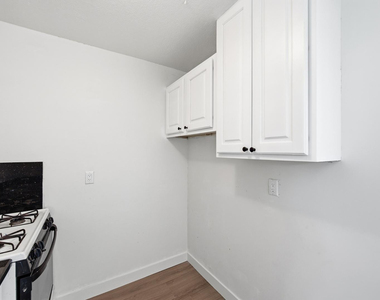 2558 N 40th Street - Photo Thumbnail 16
