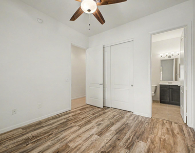 124 N California Street - Photo Thumbnail 16