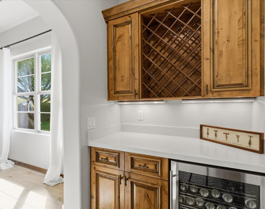 20007 N 96th Way - Photo Thumbnail 8