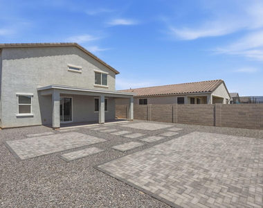 17851 W Daley Lane - Photo Thumbnail 43