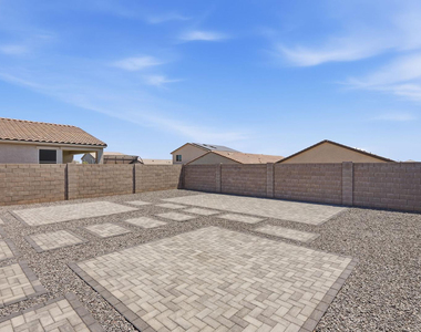 17851 W Daley Lane - Photo Thumbnail 40