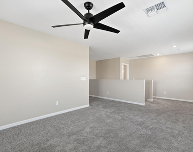 17851 W Daley Lane - Photo Thumbnail 20