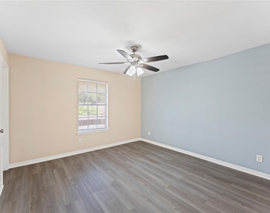 3316 Burke Road - Photo Thumbnail 11