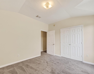 16119 Gavin Lane - Photo Thumbnail 35