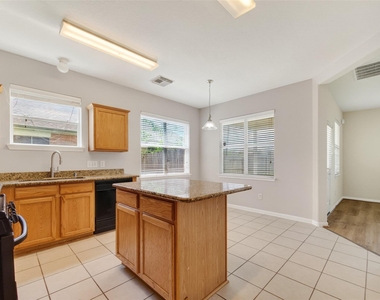 16119 Gavin Lane - Photo Thumbnail 9