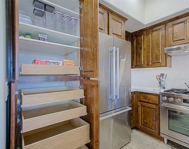 20750 N 87th Street - Photo Thumbnail 10