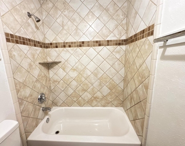 2110 Turner Drive - Photo Thumbnail 15