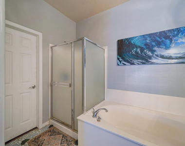3131 E Legacy Drive - Photo Thumbnail 16