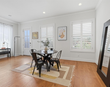 4504 Gano Street - Photo Thumbnail 5