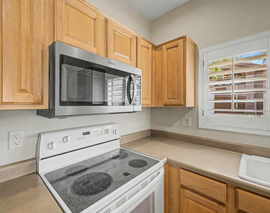 14000 N 94th Street - Photo Thumbnail 10