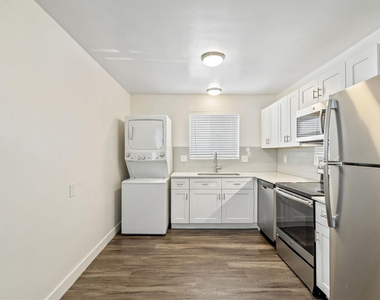 1707 N 18th - Photo Thumbnail 6