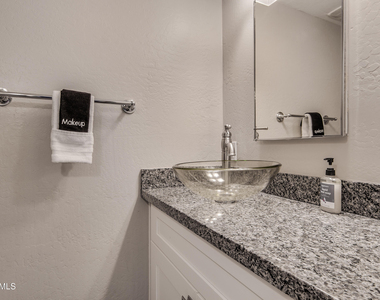 4600 N 68th Street - Photo Thumbnail 16