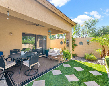 868 E Savannah Drive - Photo Thumbnail 24