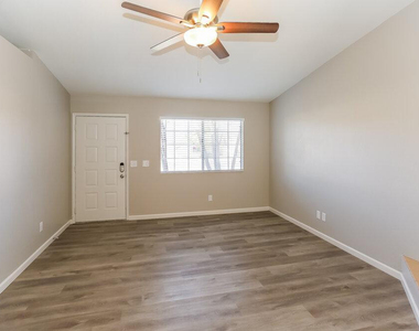 1417 E Irwin Avenue - Photo Thumbnail 1