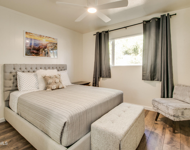 3511 E Montecito Avenue - Photo Thumbnail 16