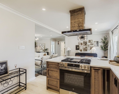 4005 Maury Street - Photo Thumbnail 13