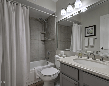 6914 E Beverly Lane - Photo Thumbnail 17