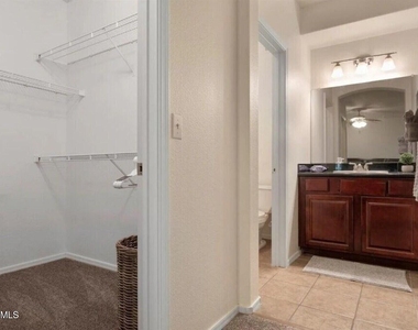 5335 E Shea Boulevard - Photo Thumbnail 14