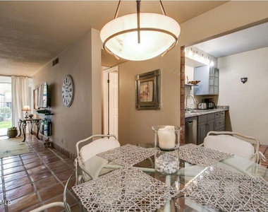7625 E Camelback Road - Photo Thumbnail 7