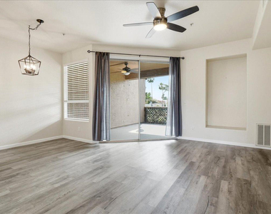 1633 E Lakeside Drive - Photo Thumbnail 24