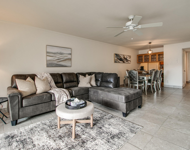 7625 E Camelback Road - Photo Thumbnail 2