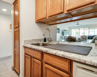 7625 E Camelback Road - Photo Thumbnail 9