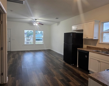 6311 White Oak Drive - Photo Thumbnail 9