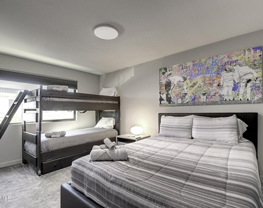 4610 N 68th Street - Photo Thumbnail 18