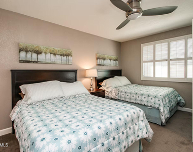 7625 E Camelback Road - Photo Thumbnail 18