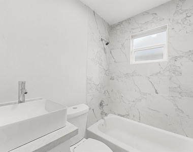 4630 Clover Street - Photo Thumbnail 18