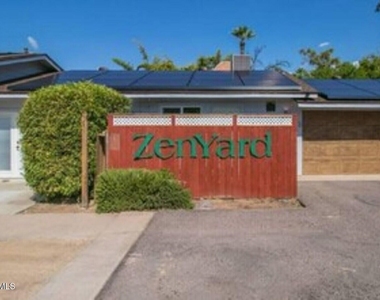 830 E Maryland Avenue - Photo Thumbnail 15
