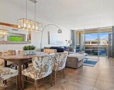 7625 E Camelback Road - Photo Thumbnail 2