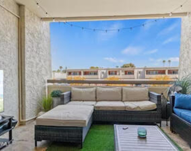 7625 E Camelback Road - Photo Thumbnail 20