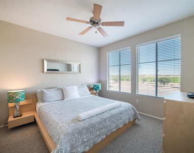 6745 N 93rd Avenue - Photo Thumbnail 8