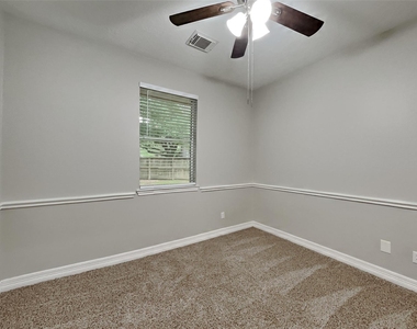18407 Lost Maples Court - Photo Thumbnail 11