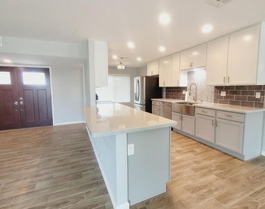 14014 N Cameo Drive - Photo Thumbnail 6