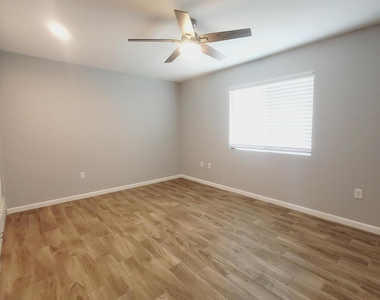 14014 N Cameo Drive - Photo Thumbnail 23