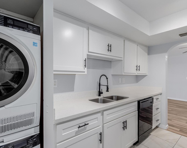 10444 N 69th - Photo Thumbnail 36