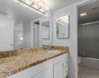 10444 N 69th - Photo Thumbnail 38