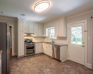 755 N 23rd Street - Photo Thumbnail 13