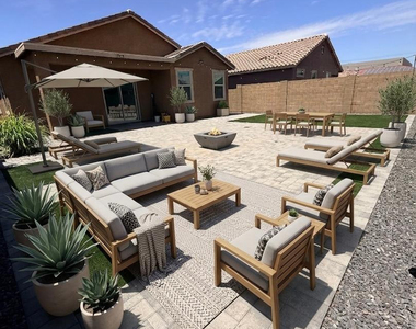 3807 S 65th Avenue - Photo Thumbnail 2