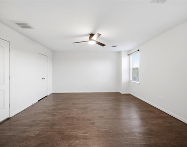 12731 Mystic Water Lane - Photo Thumbnail 14