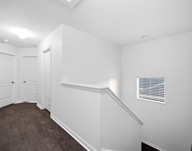 12731 Mystic Water Lane - Photo Thumbnail 11